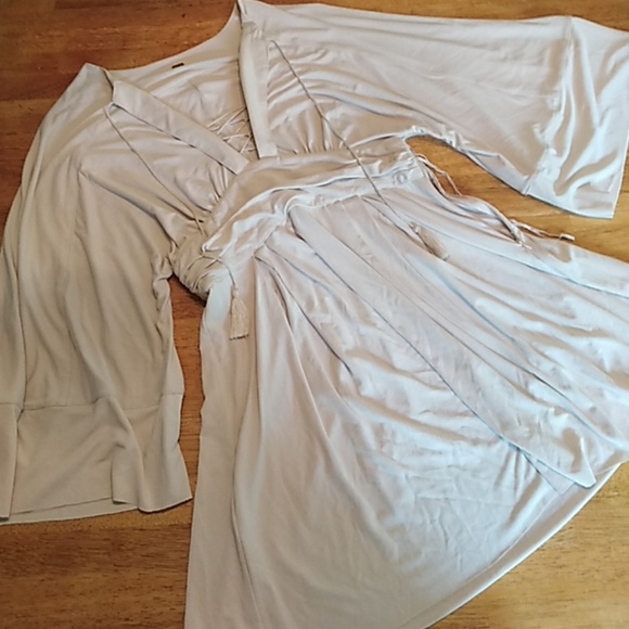 Free People Dresses & Skirts - Free People medium Tunic dress wide sleeves